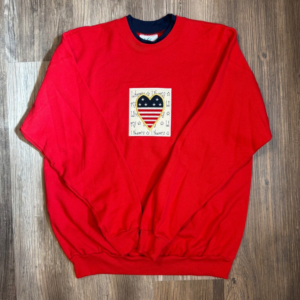 Red Americana Patriotic USA Heart Liberty Graphic Sweatshirt Large Vintage 90's